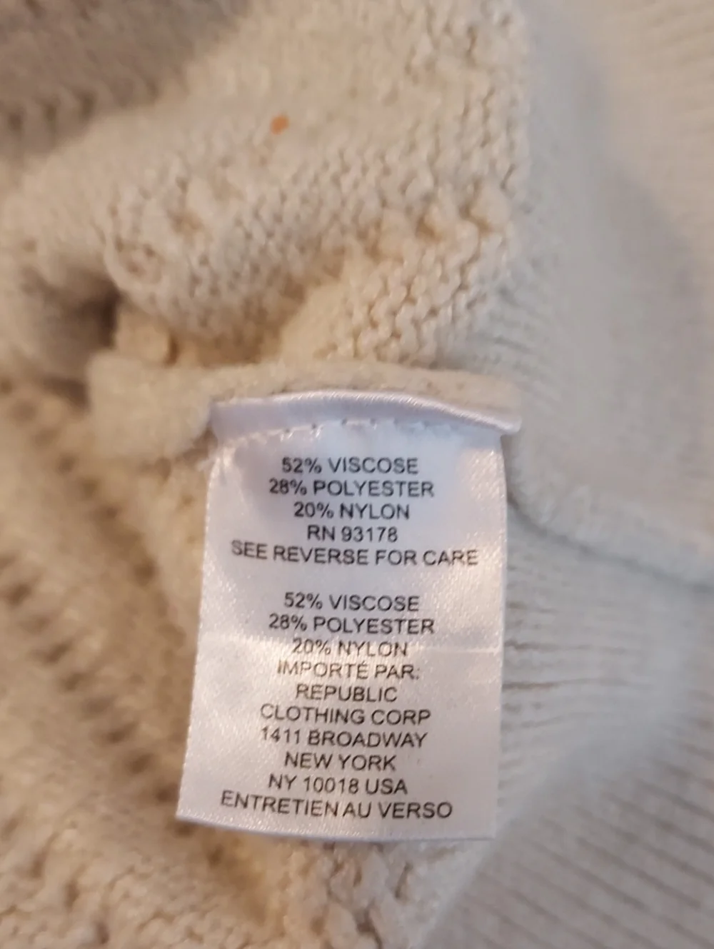 Truth By Republic Sweater ( Med.)